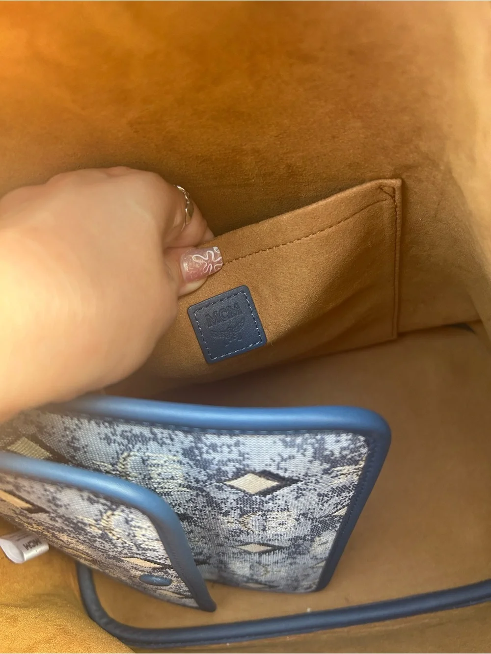 MCM Denim Visetos Dessau Navy Bucketbag Shoulder Bag & Crossbody Purse